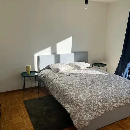 Sunny 3,5 Apt, 10 Min To Center, Free Parking Apartment *