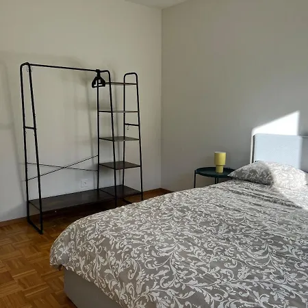Sunny 3,5 Apt, 10 Min To Center, Free Parking Apartment *